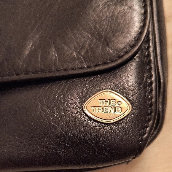 The Trend Black Leather Crossbody Bag. Made In Italy. Great Quality. - Picture 2 of 11